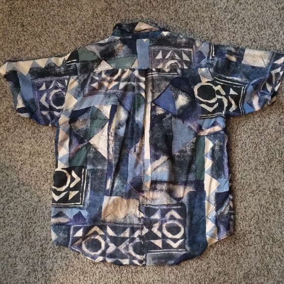 80s fashionable button down - Picture 2 of 4